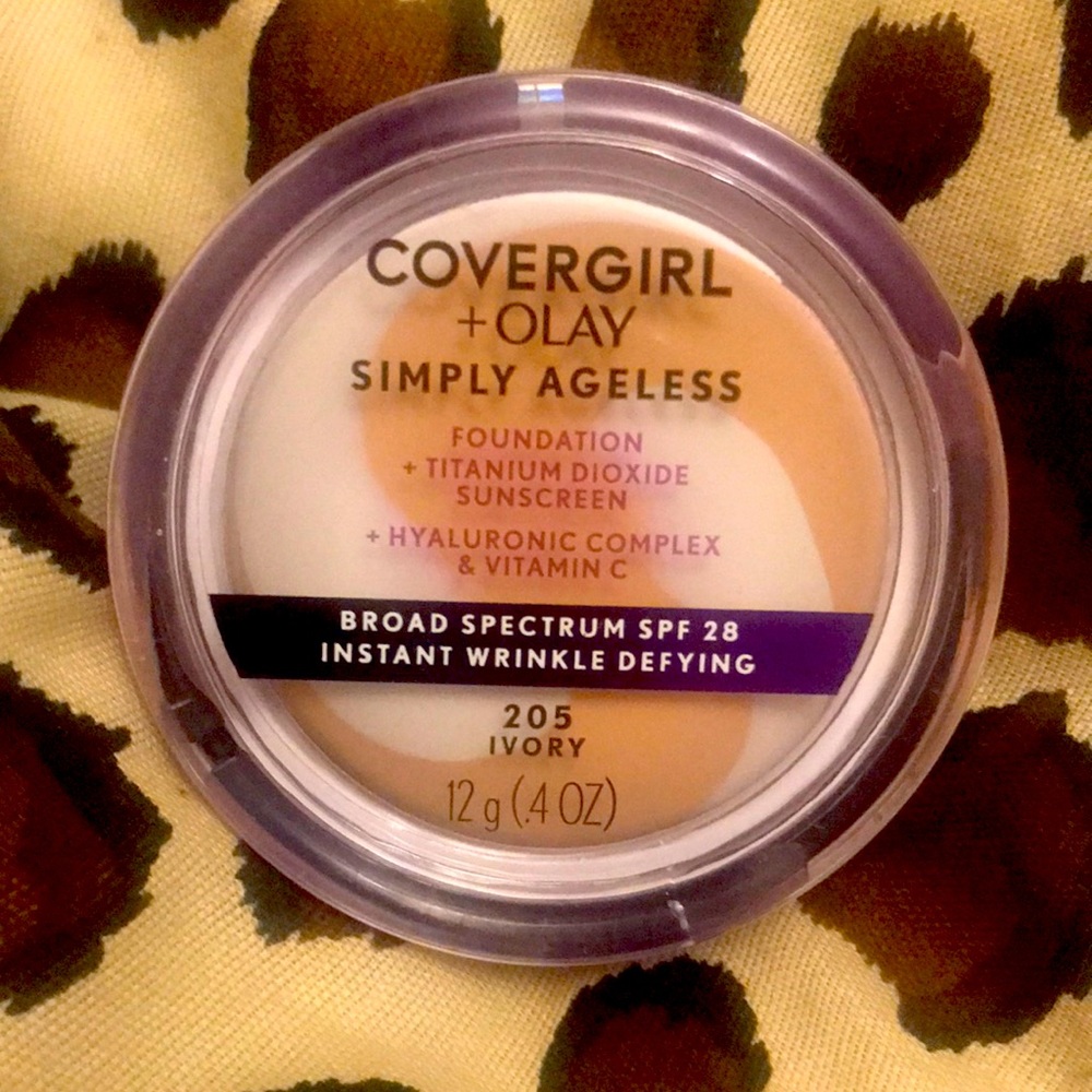 Covergirl+Olay Simply Ageless Foundation with SPF 28 205 Ivory